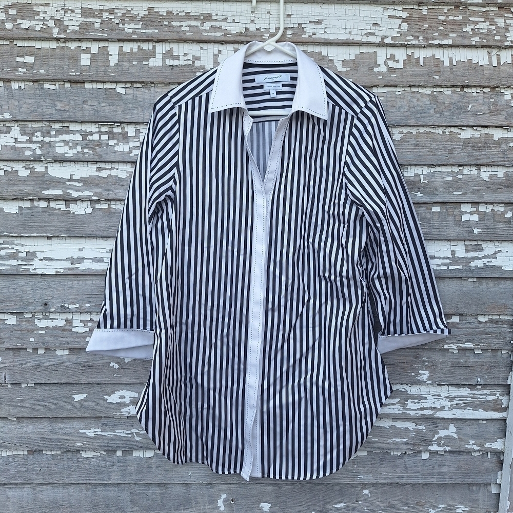 Foxcroft Heritage Non Iron Black and White Striped Shirt Size 10